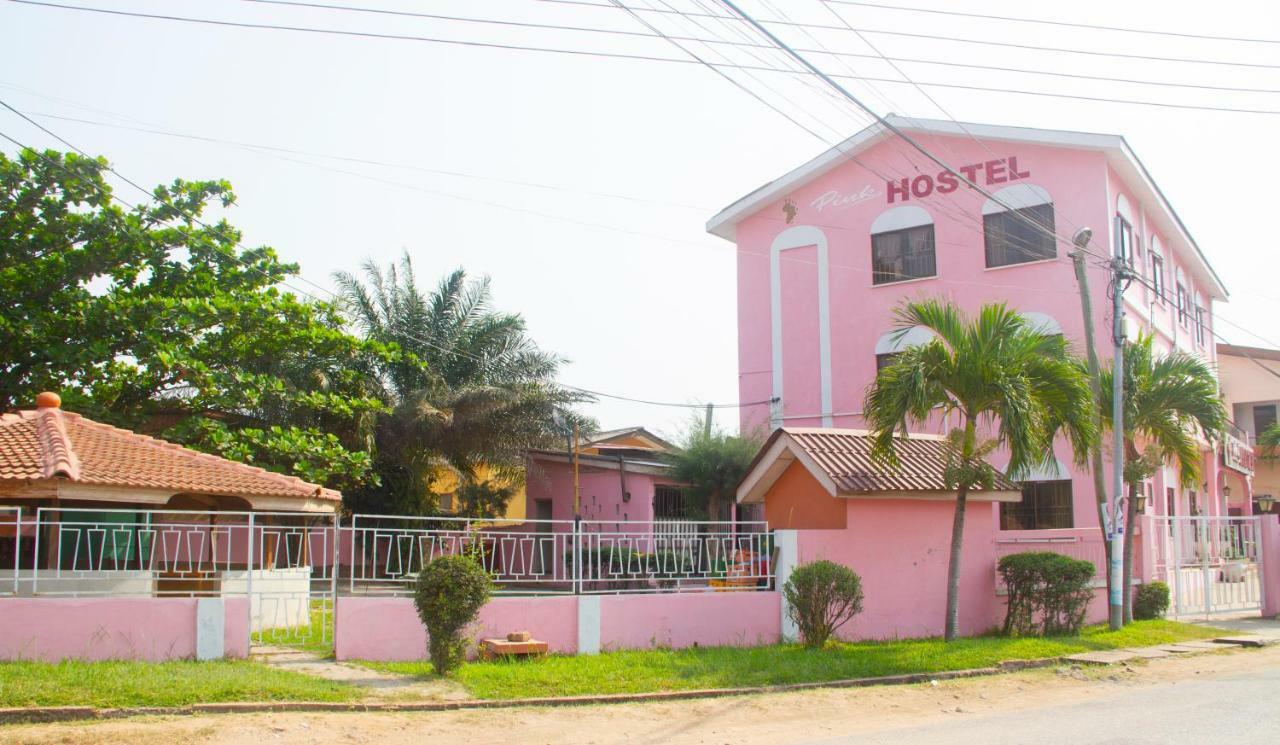 Pink Hostel Acra Exterior foto